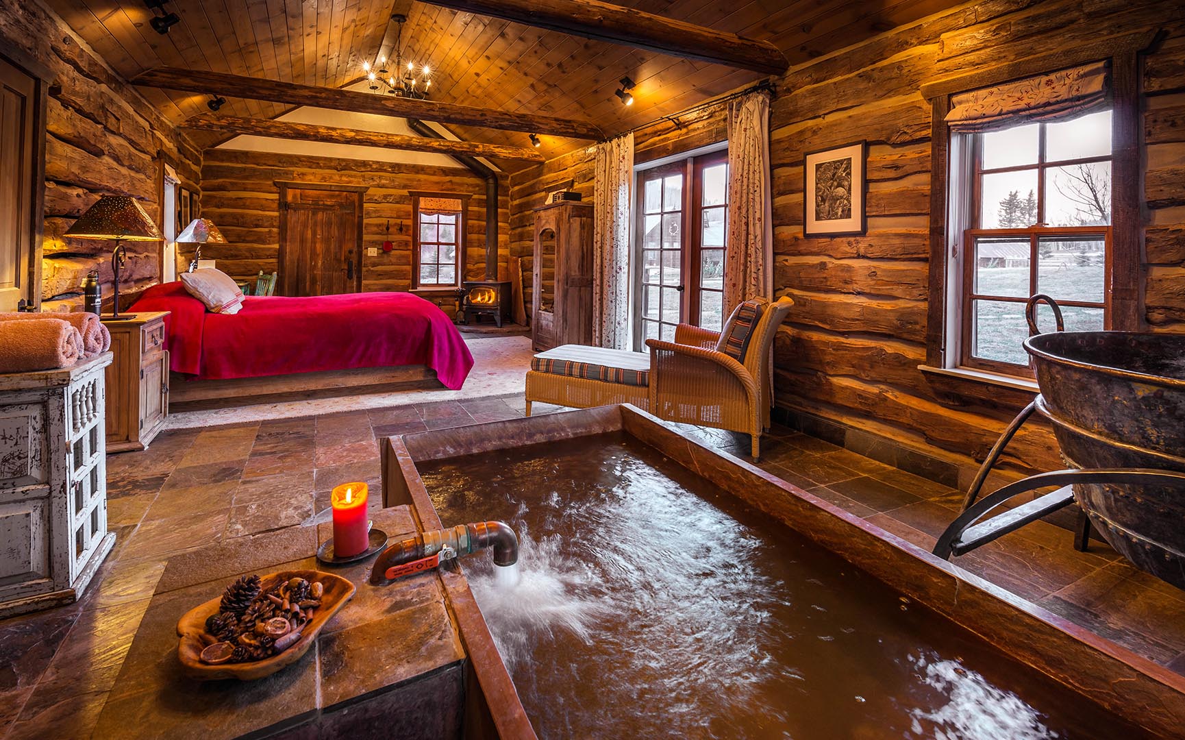 Dunton Hot Springs Glamping Com   Well House Interior 